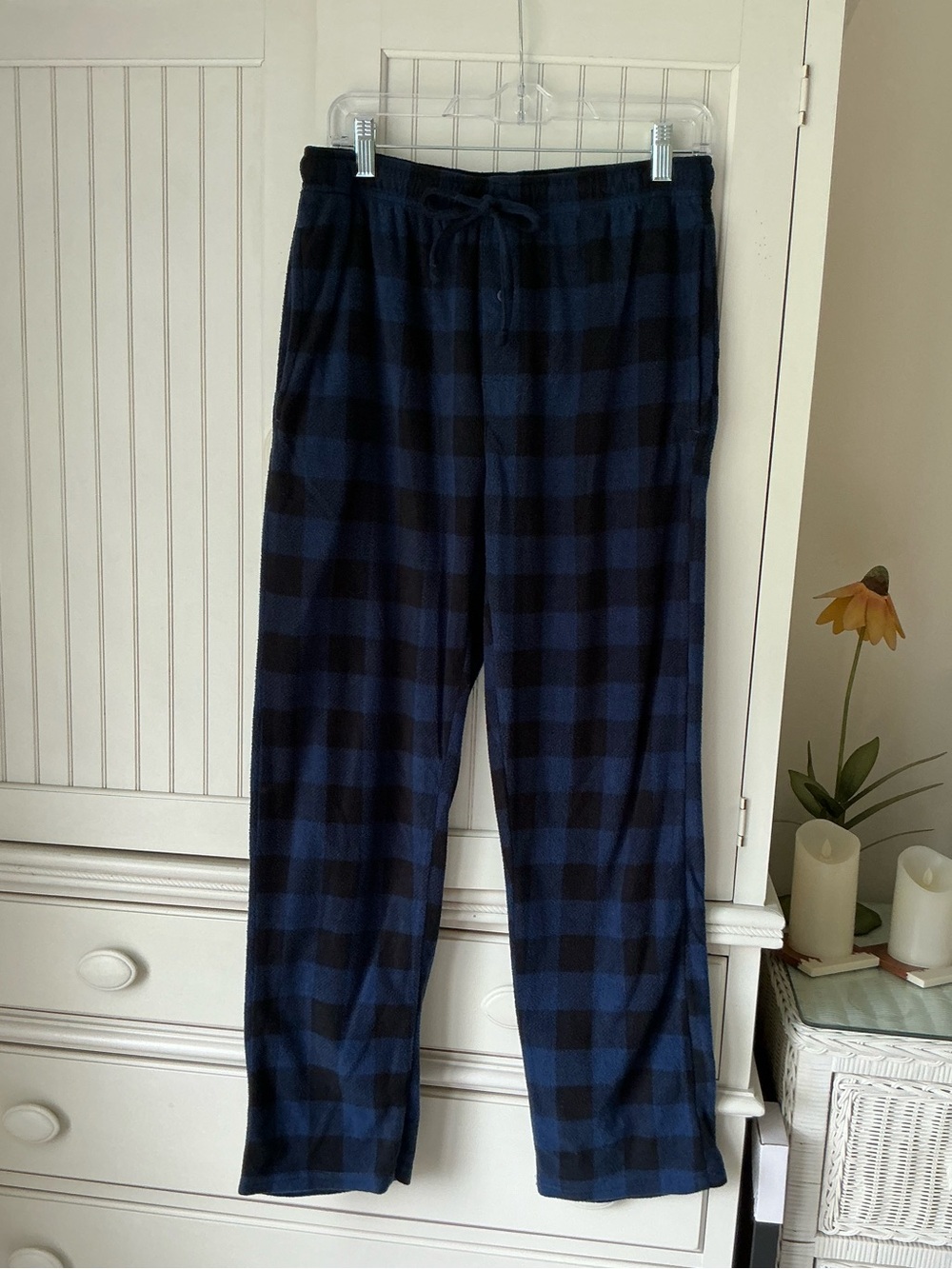 Men’s Blue & Black Buffalo Plaid Lounge Pants 📺